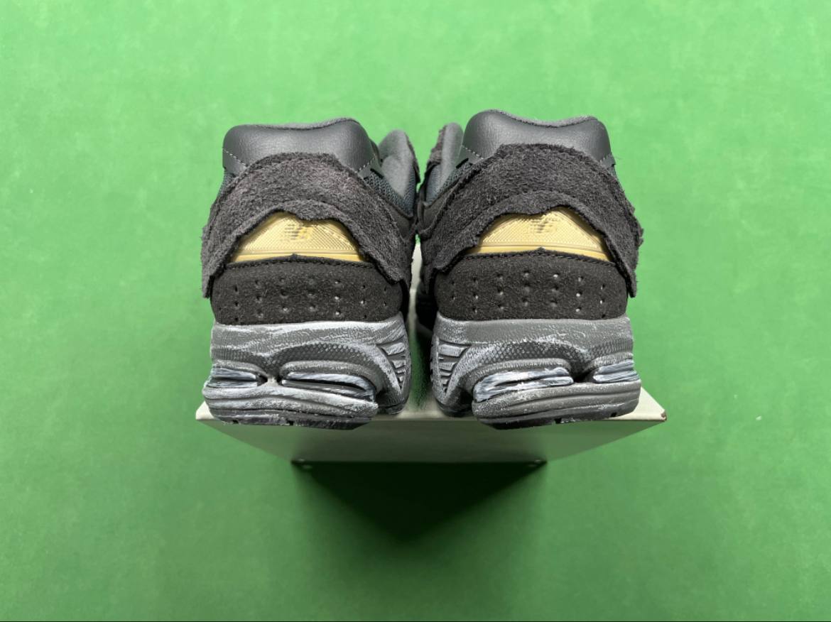  New Balance 2002R Sneakers [13 styles] -3