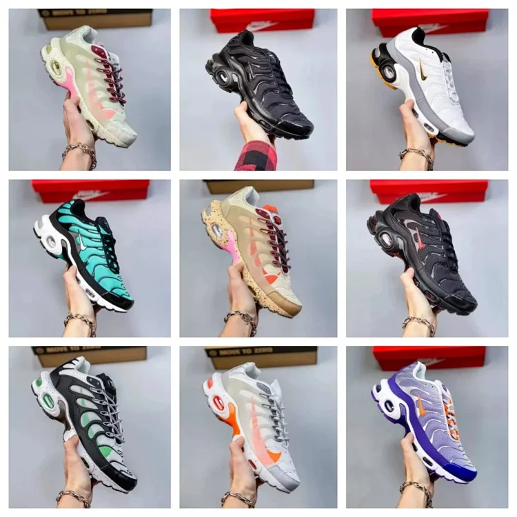 Nike Air Max Plus Sneakers [18