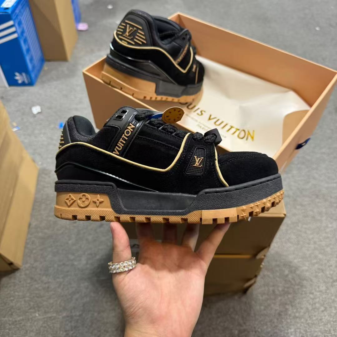  Louis Vuitton Trainer Sneakers [6 styles] -2