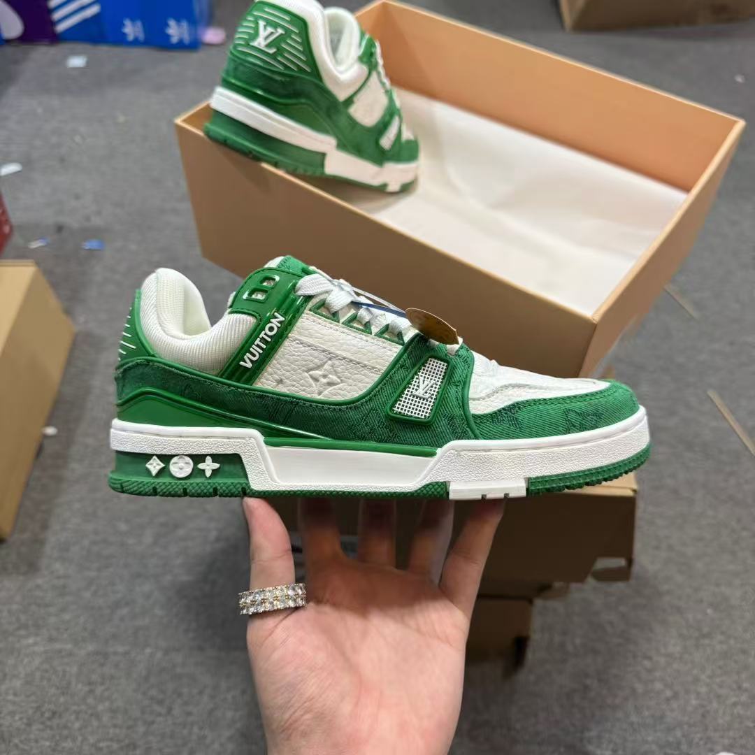 Louis Vuitton Trainer Sneakers [8 styles] -4