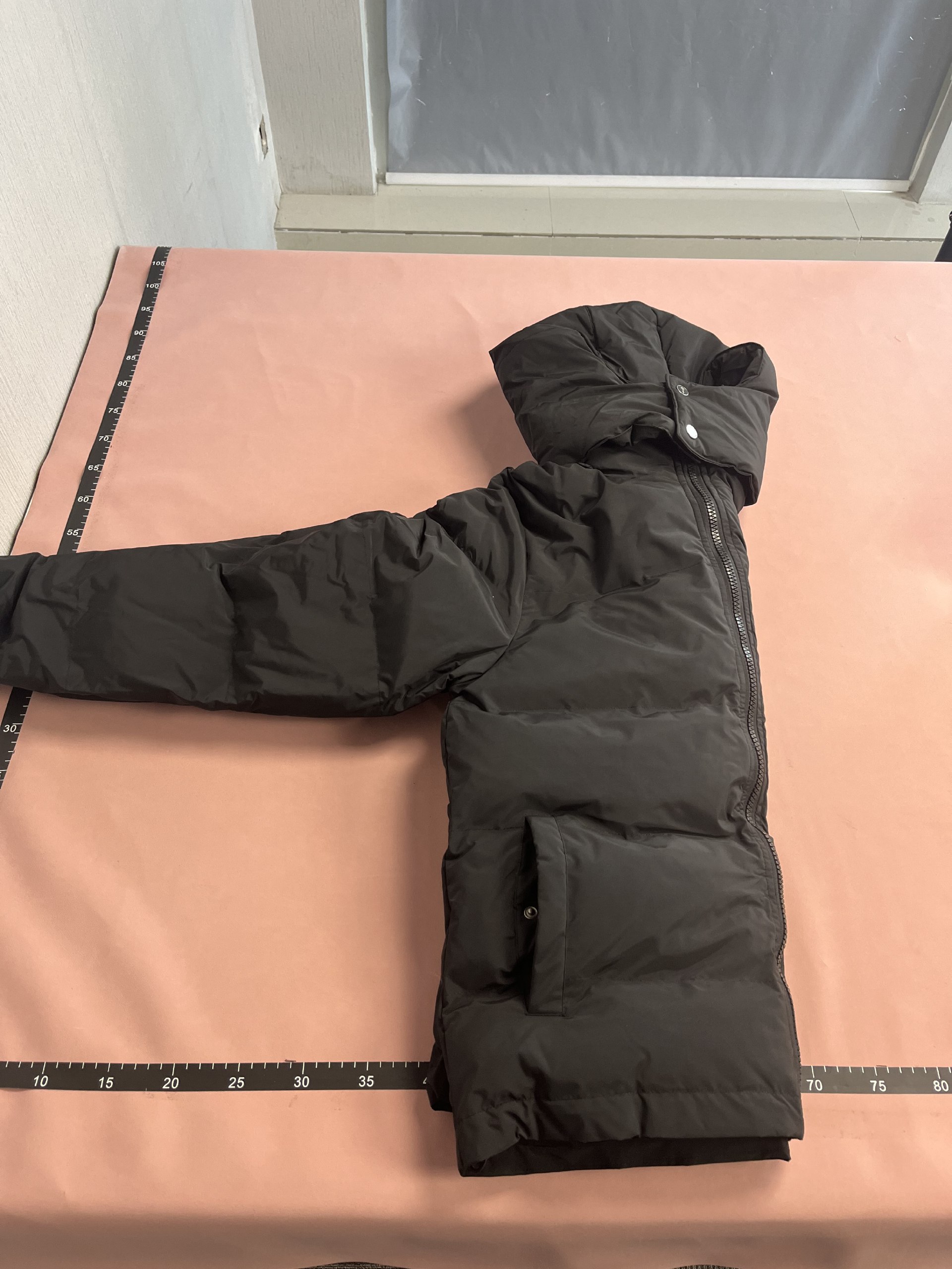 Men's Black Puffer Jacket with Hood Winter Warm Coat -4