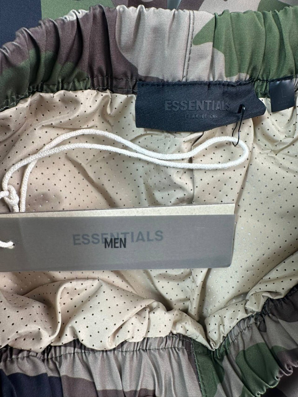 Essentials set -4