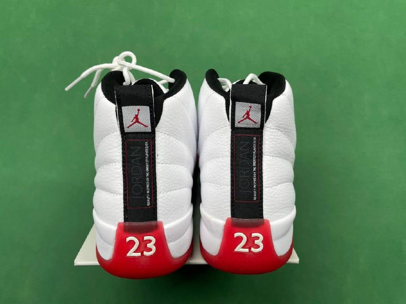NIKE AIR JORDAN 12 -2
