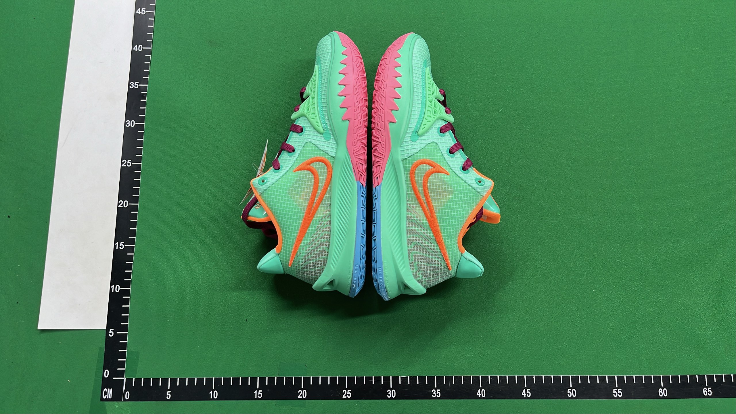 Nike Kyrie 7 Basketball Shoes -2