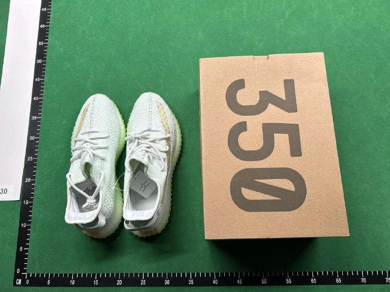  YEEZY 350 -4